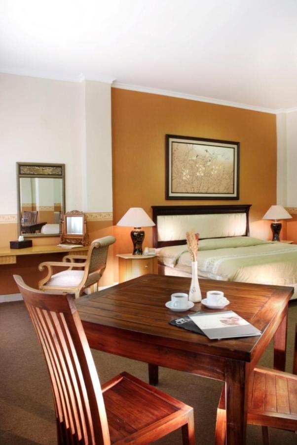 Umm Inn Hotel Маланг Екстериор снимка